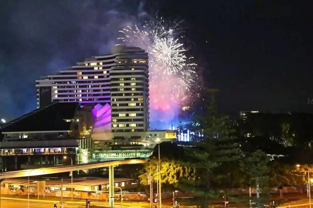 Broadbeach Holiday Apartments, Store 19