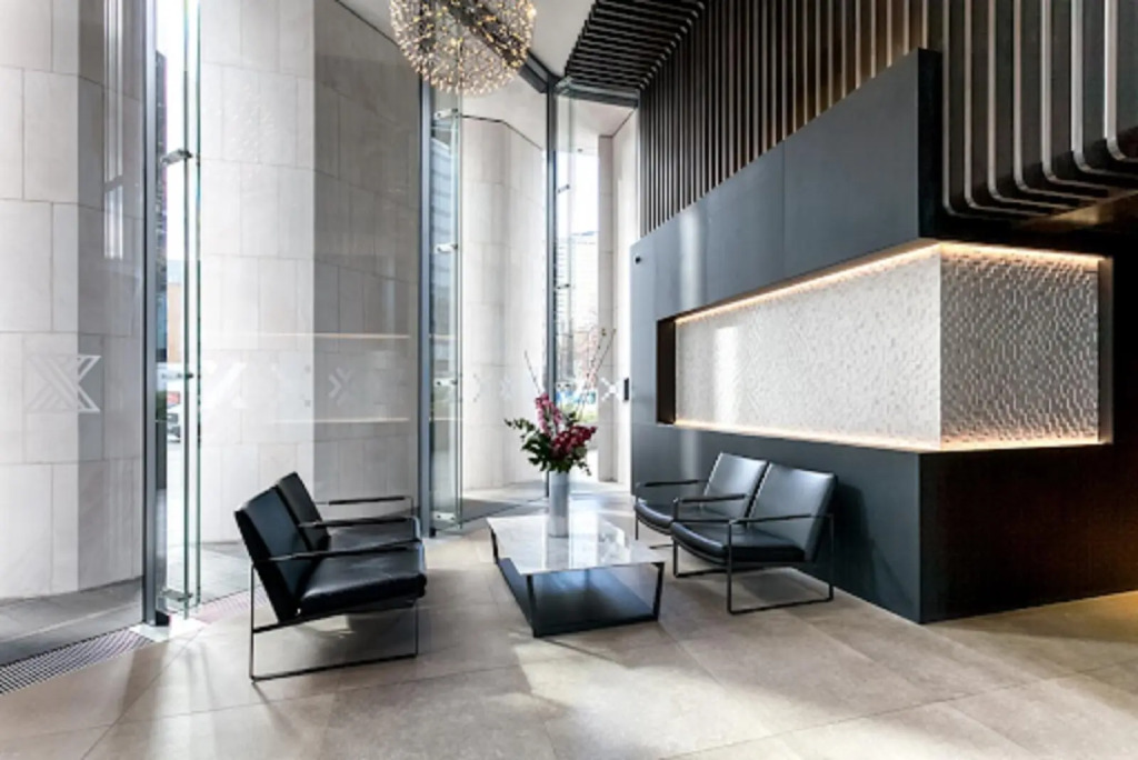 Premium One bedroom apartment City Road Basin