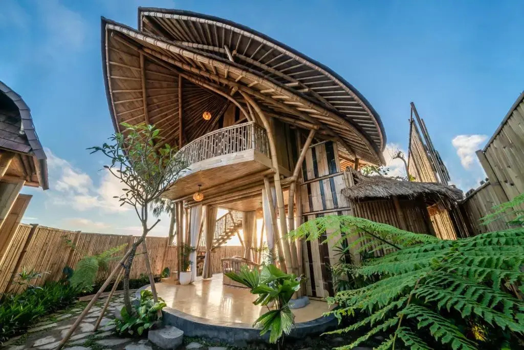 Курортный отель The Dewi Eco Bamboo Villa