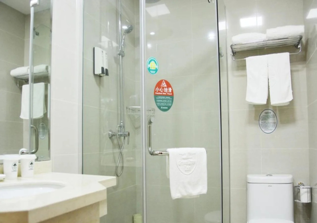 GreenTree Inn ShanDong WeiFang LinQu ZhanQian Road LuChuan Business Hotel