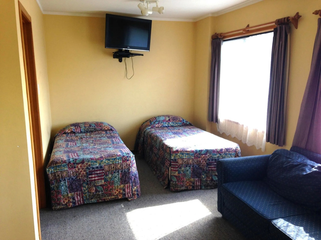 Grosvenor Motor Inn