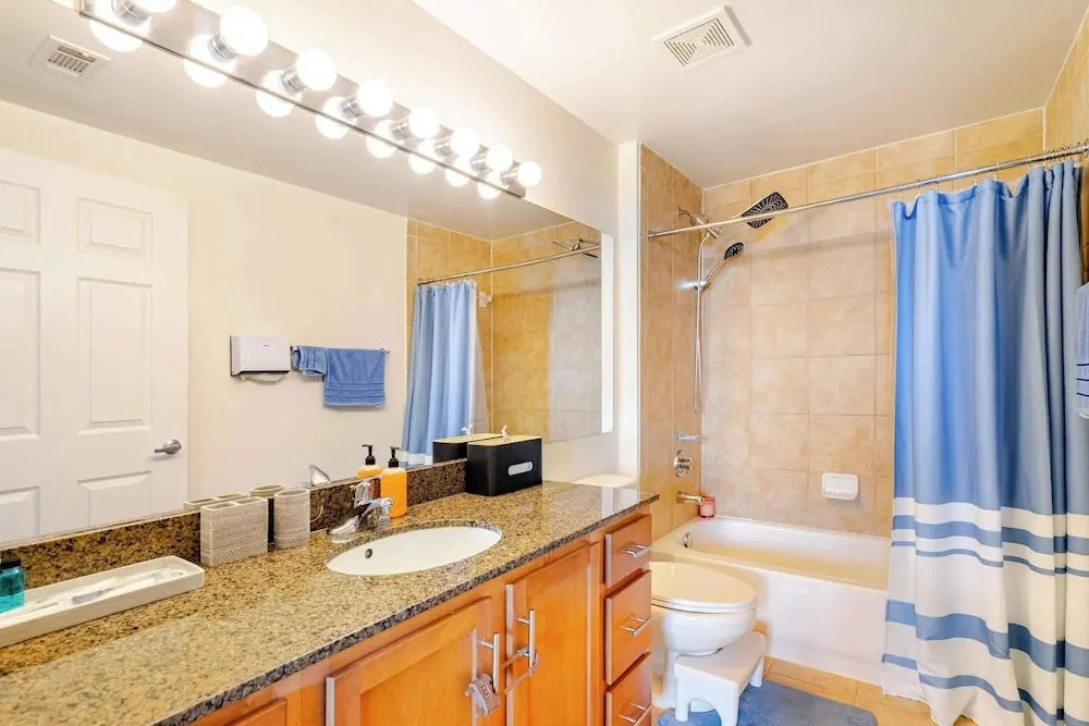 Downtown Silver Spring 2BR Skyline Balcony Suite Walkable to DC Metro Luxepad