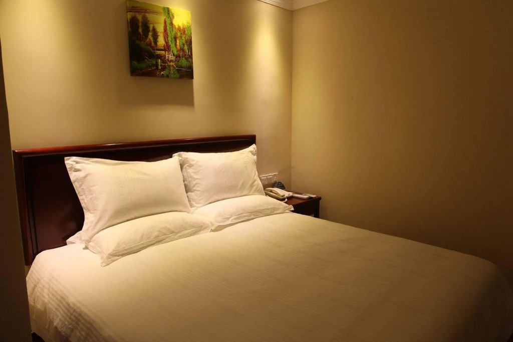 GreenTree Inn Shantou Jinping District Hulu City Yuepu Expressway junction Hotel
