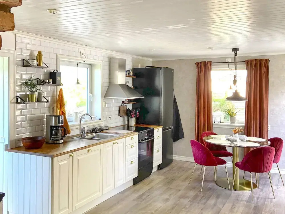 7 person holiday home in LJUNGSKILE-By Traum