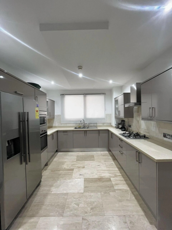 Premier Place Appt 1B