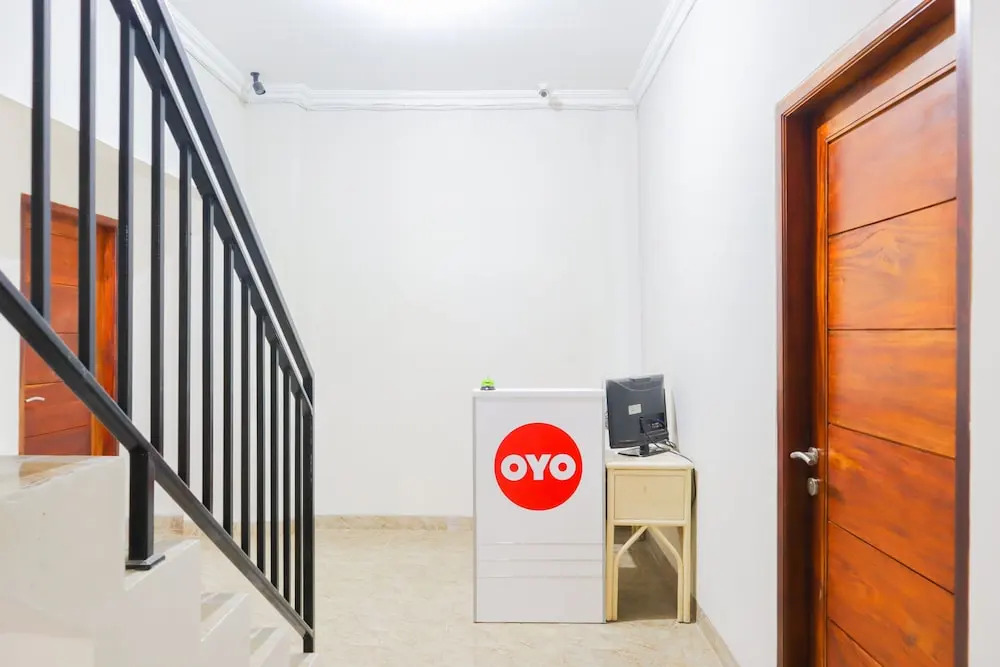 Axl Residence by OYO Rooms