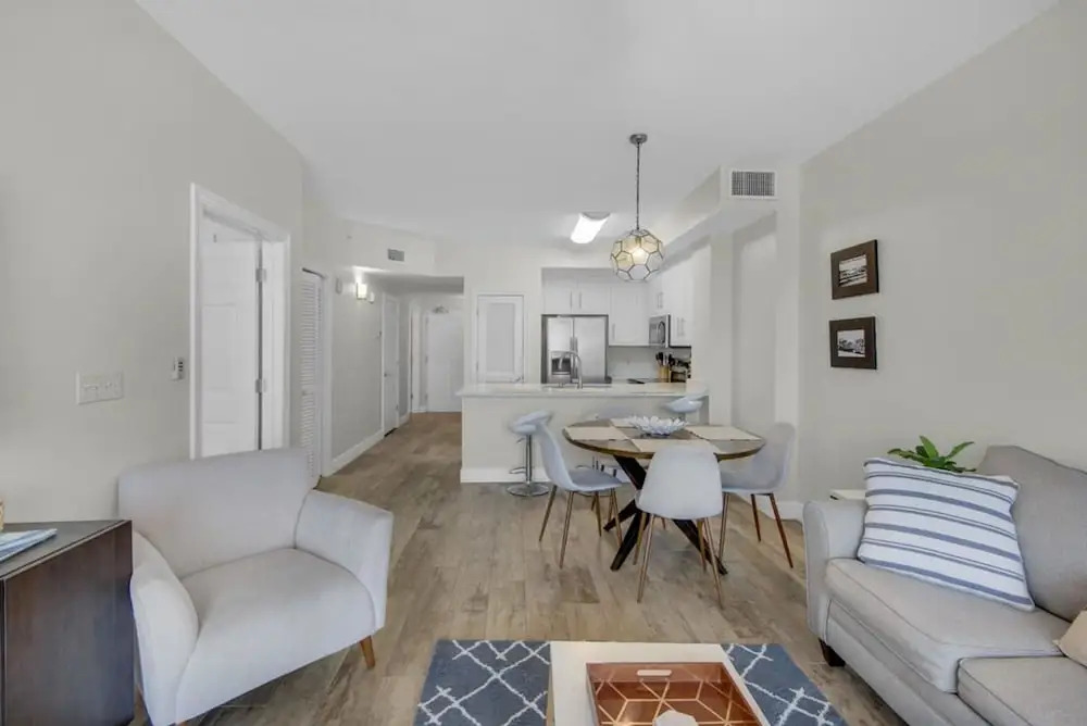Coastal Condo 607 by Brightwild Beachfront