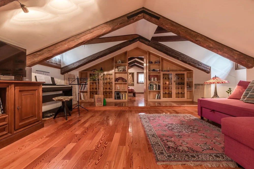 Vivaldi Apartment