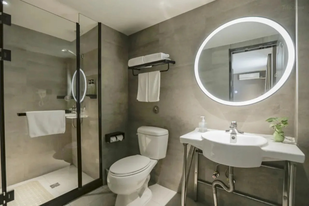Home Inn (Yangzhou West Gate of Slender West Lake Weiyang Road)