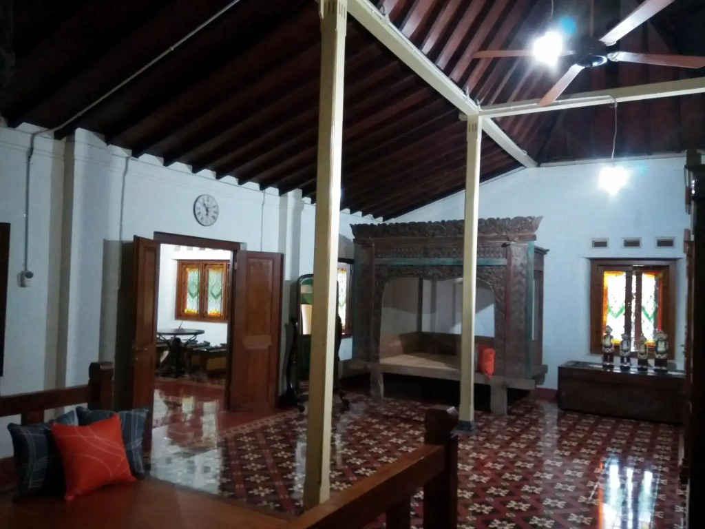 Omah Pitoe Yogya Homestay
