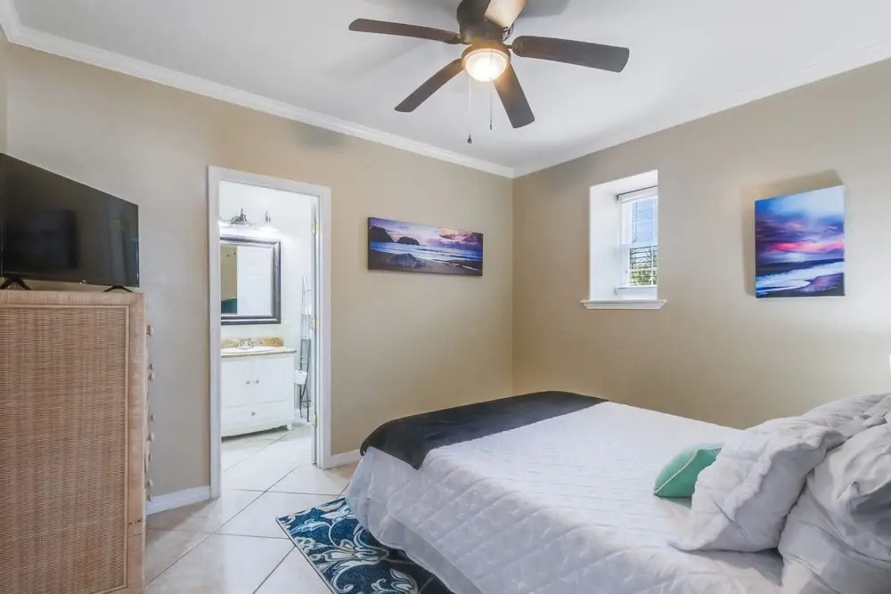 Sel De Vie 6 BR Sleeps 18 dog Friendly