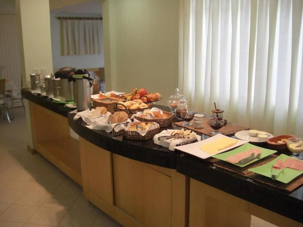 Golden Hotel - O MAIS CENTRAL - Pet Friendly