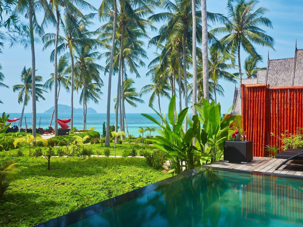 Kupu Kupu Phangan Beach Villas & Spa