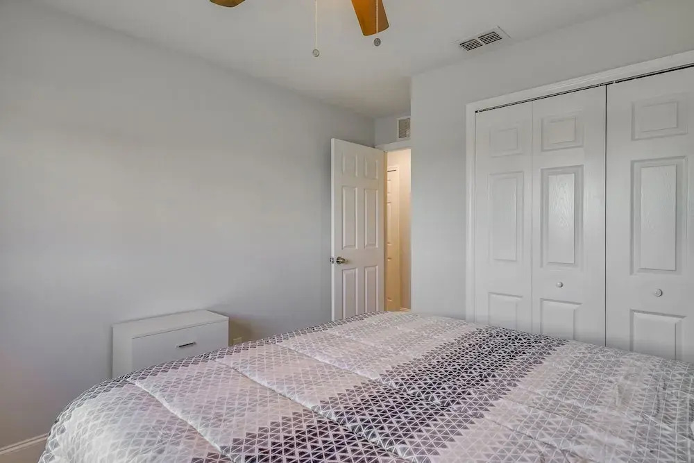 Furnished Lanai + Pool: Sunlit Cape Coral Getaway!
