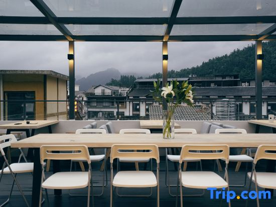 Travel of Swan Hostelling International