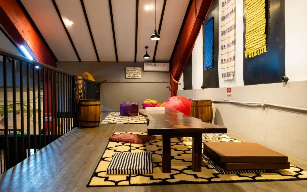 Mel's Dorm
