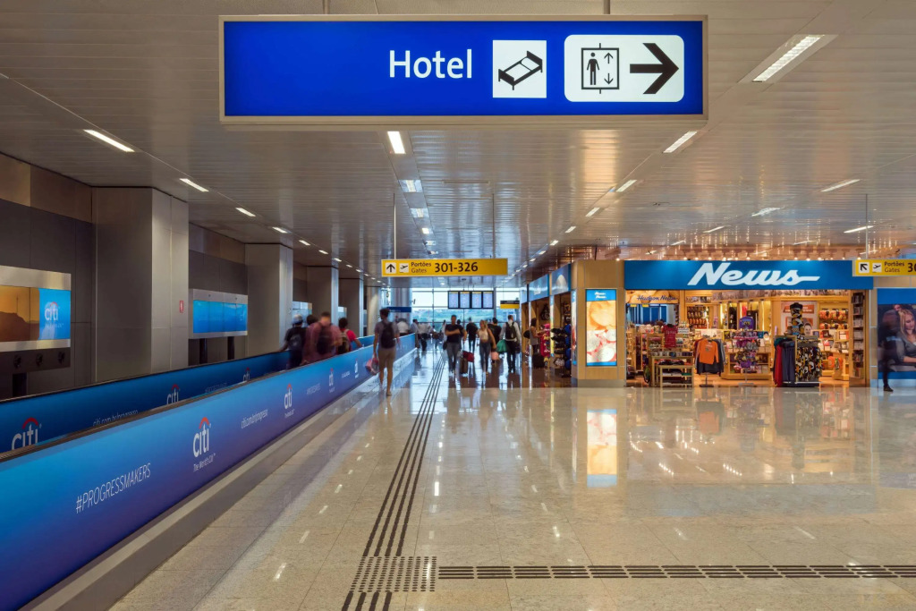 TRYP BY WYNDHAM São Paulo Airport - Hotel de Transito Terminal 3 INTERNACIONAL - Lado Ar - Área restrita á passageiros já embarcados e sem bagagens para despachar - Transit Hotel, only carry-on