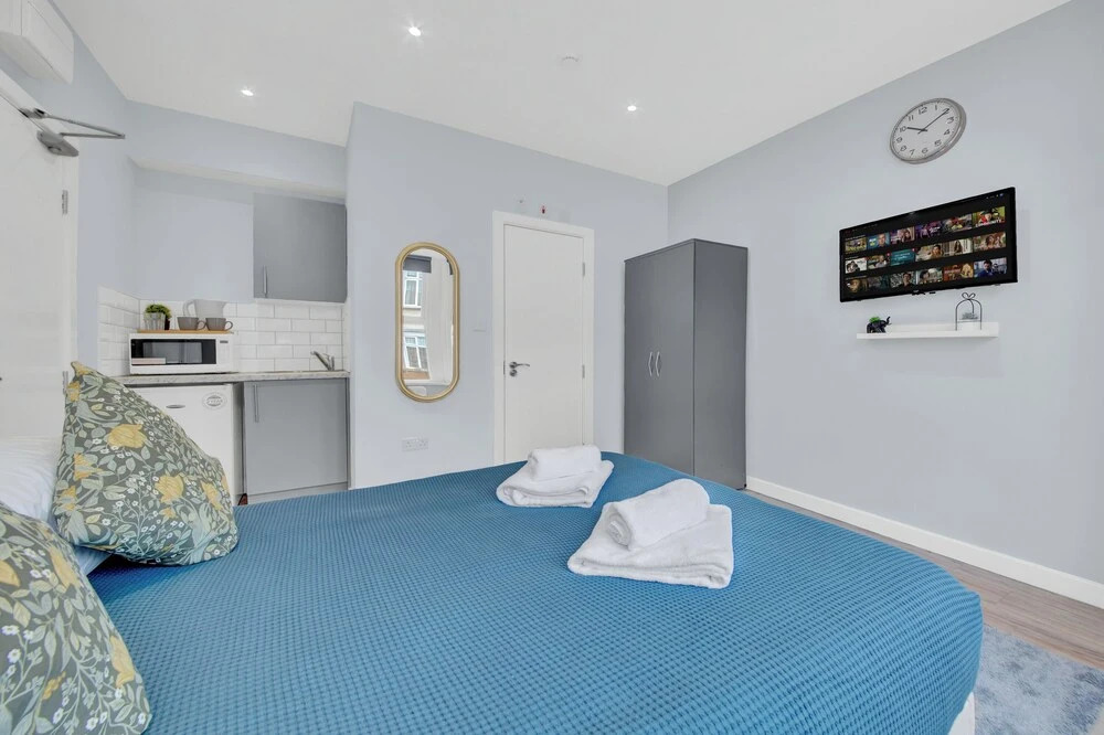 Cozy Serviced Ensuite In West Drayton London TW7