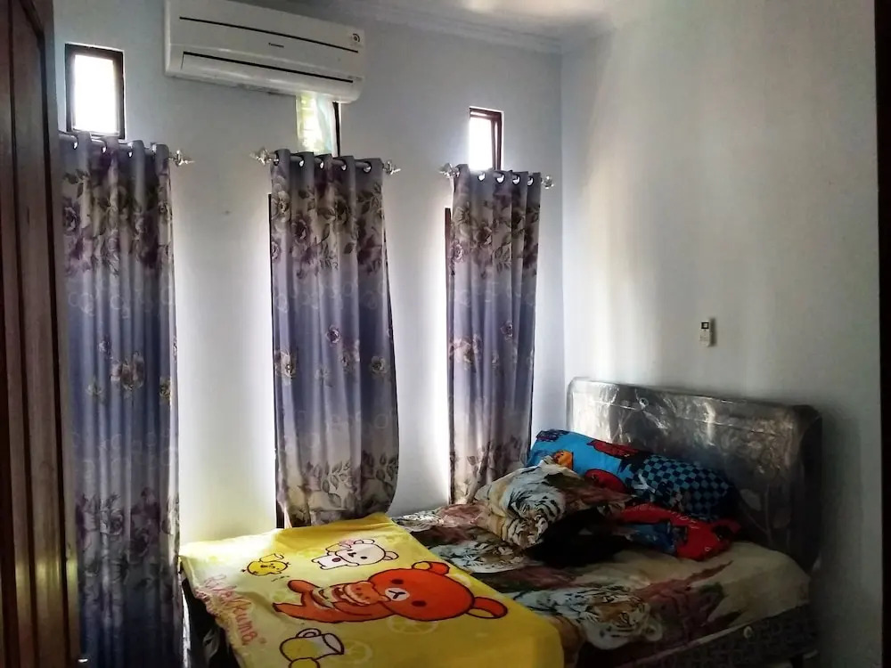 Nice Cozy Little new one House Full Furnished Bhv