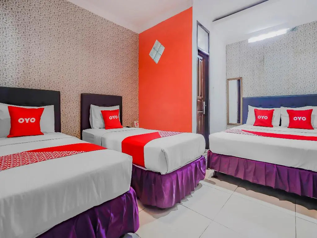 OYO 90064 Hotel Salon Fora & Cafe