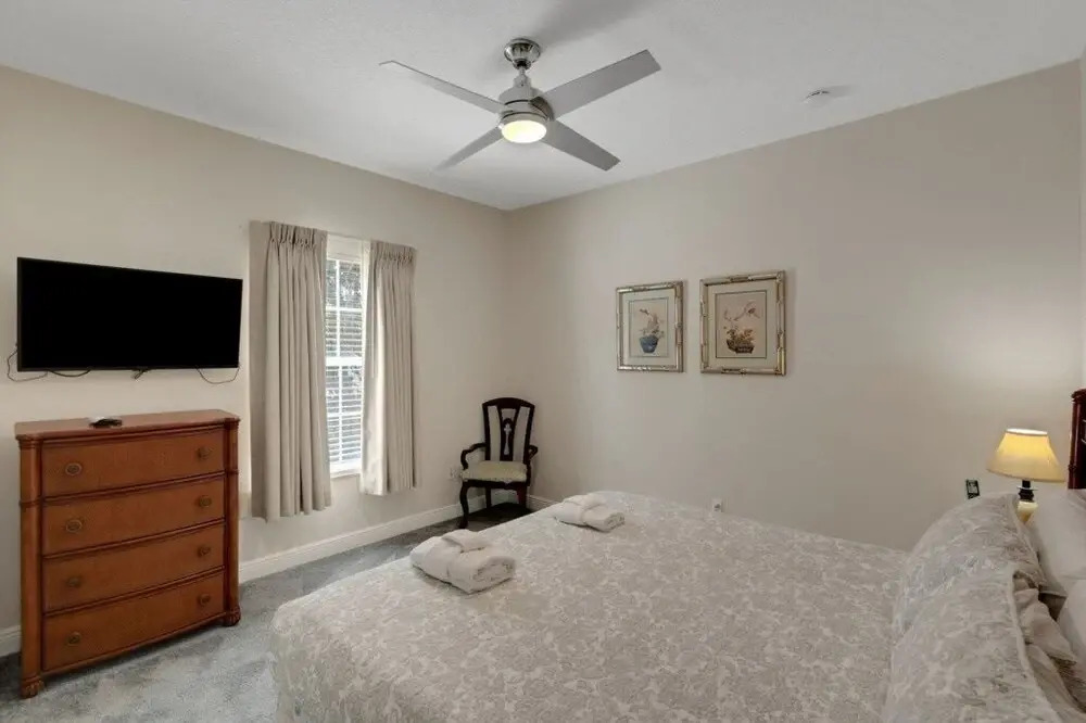 Beautiful 5 Bed Pool Home In Reunion-1223ms 5 Bedroom Home by RedAwning