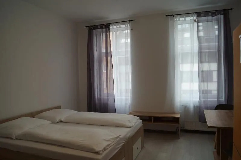 City Residence Rooms  Apartments