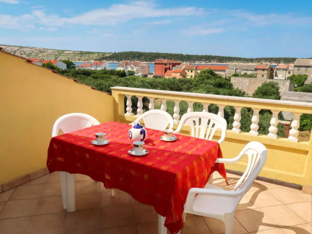 Apartment Dora Spiez 33171