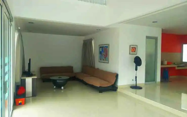 Villa Kaca
