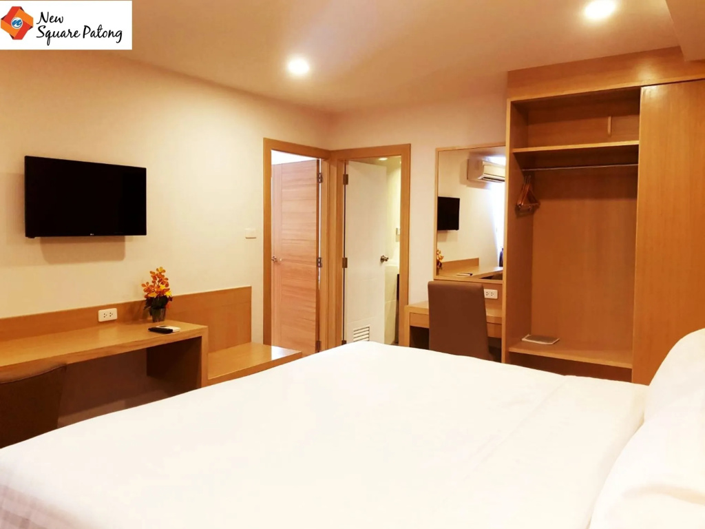 New Square Patong Hotel