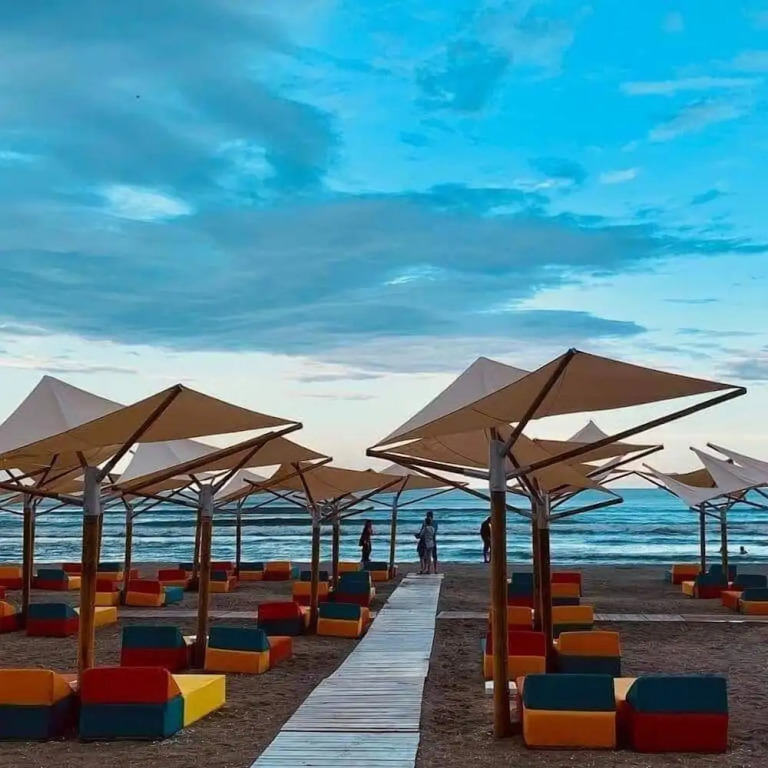 Sea View by Alz