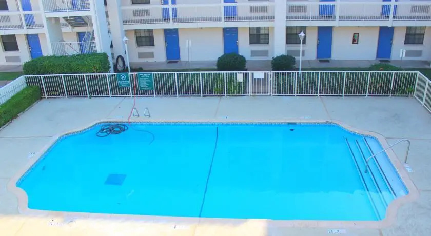 Motel 6 Tulsa South