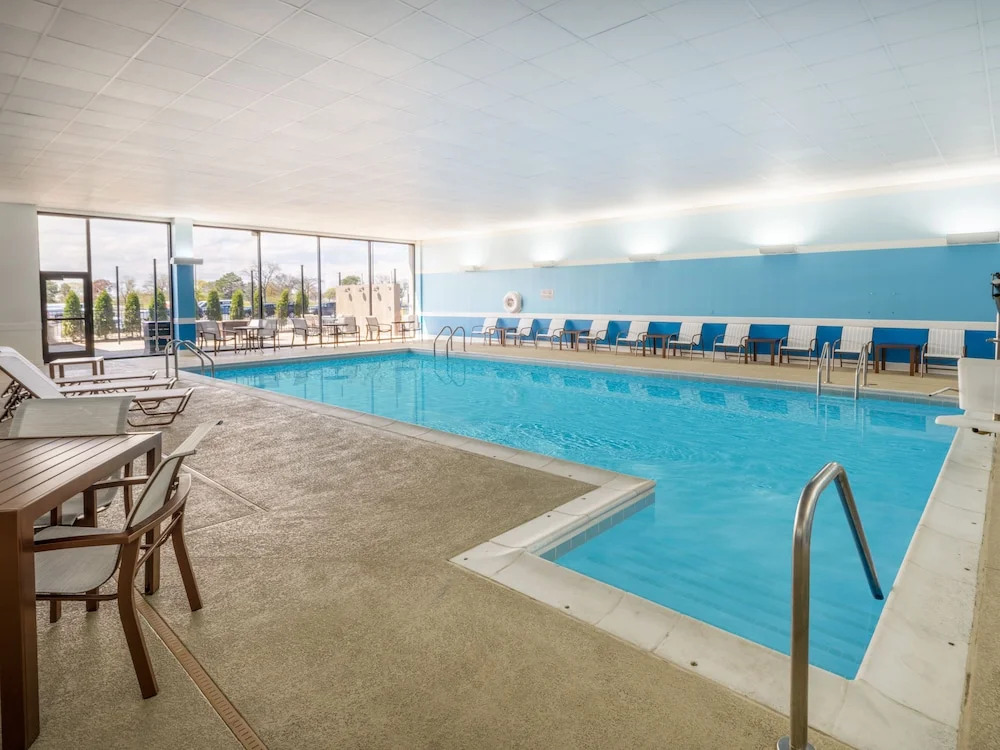 Staybridge Suites Chicago OHare - Rosemont by IHG