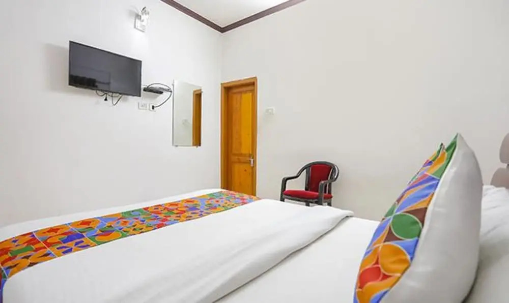 Hotel O Lotus Inn