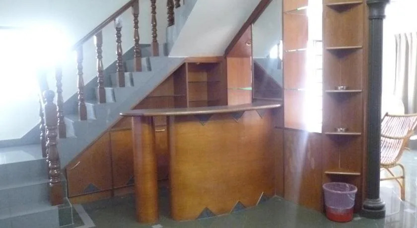 G Six Hotel