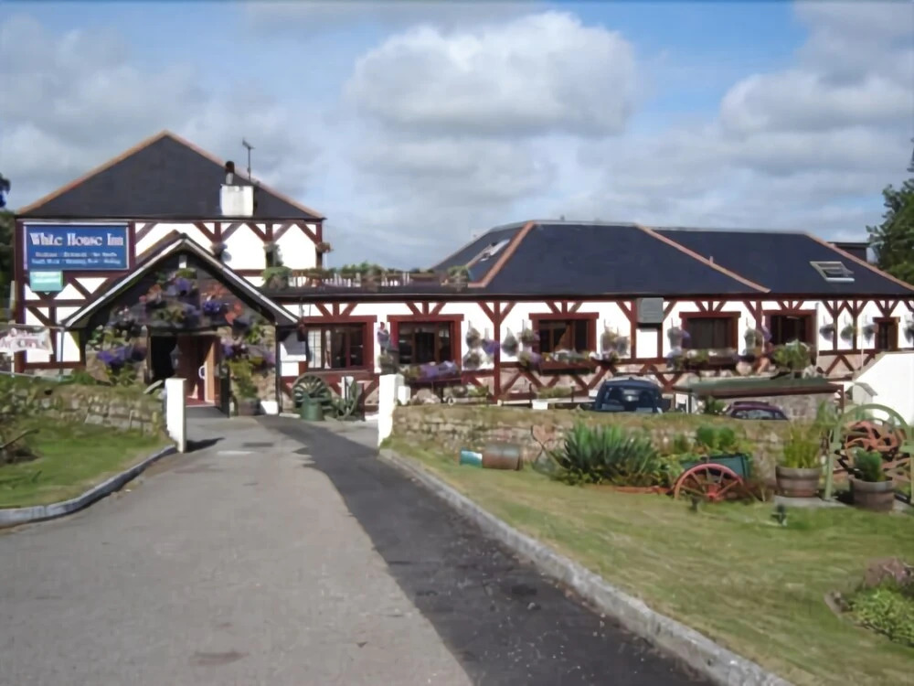 The Whitehouse Inn