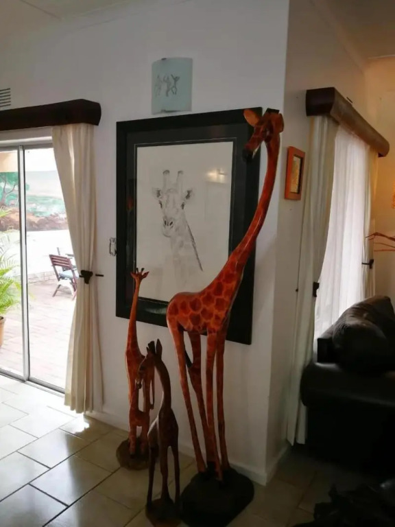 Bhangazi Lodge Bed & Breakfast