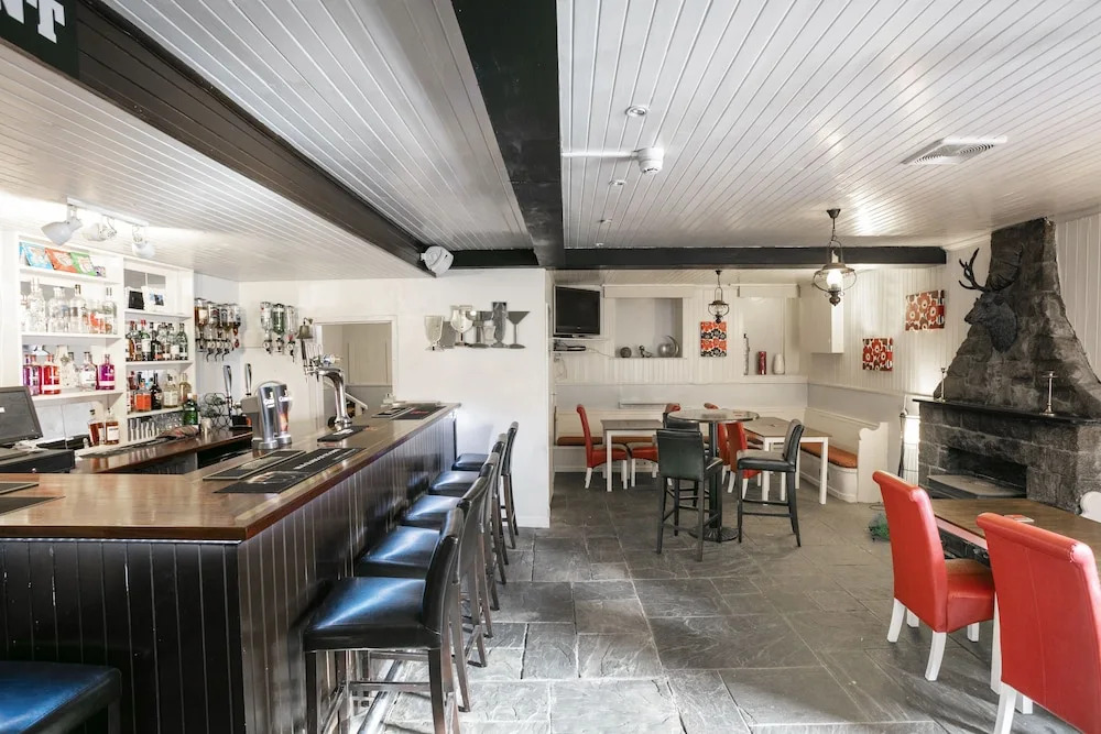 Lochinvar Hotel