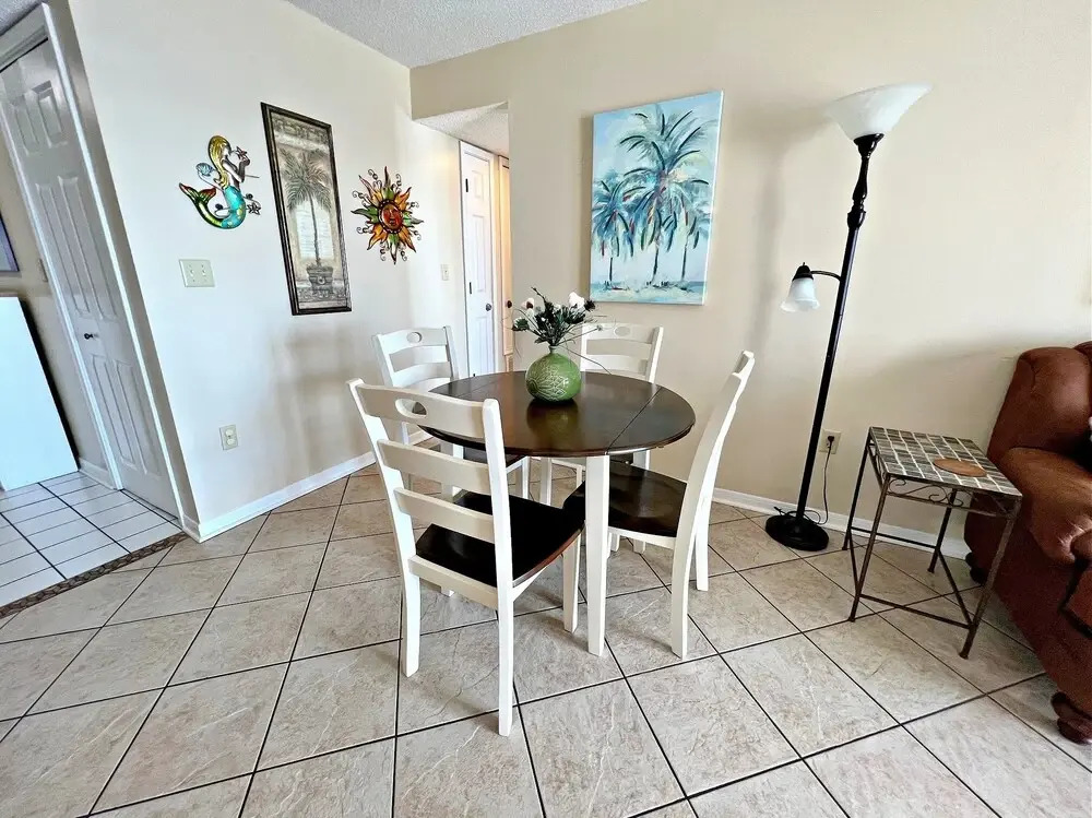 Surf Side Shores 1405 by RedAwning