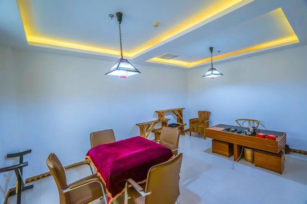 Yijie Holiday Hotel Taierzhuang Old Town