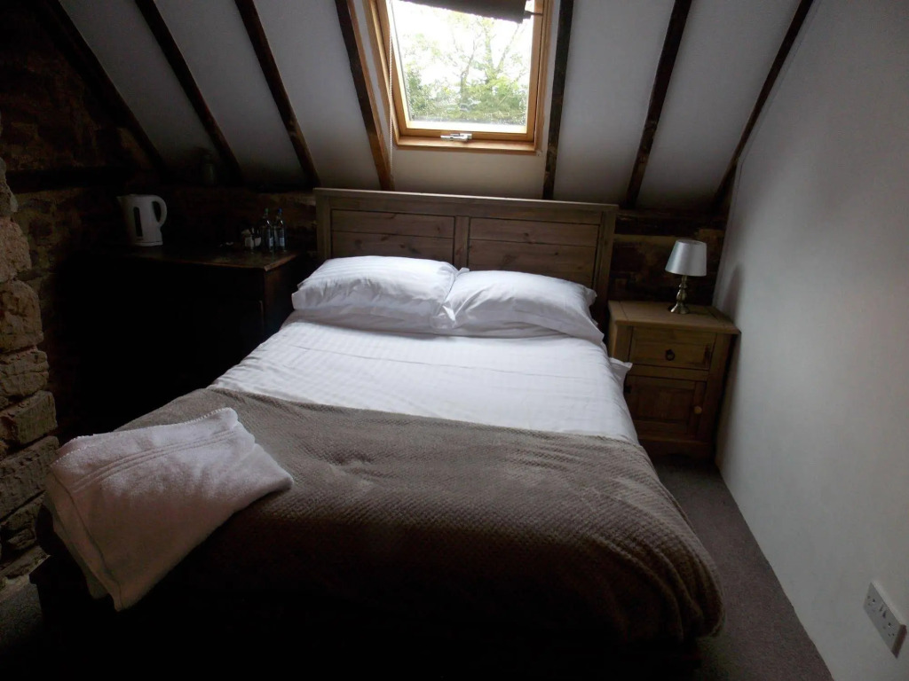 Cross Keys Inn Goodrich