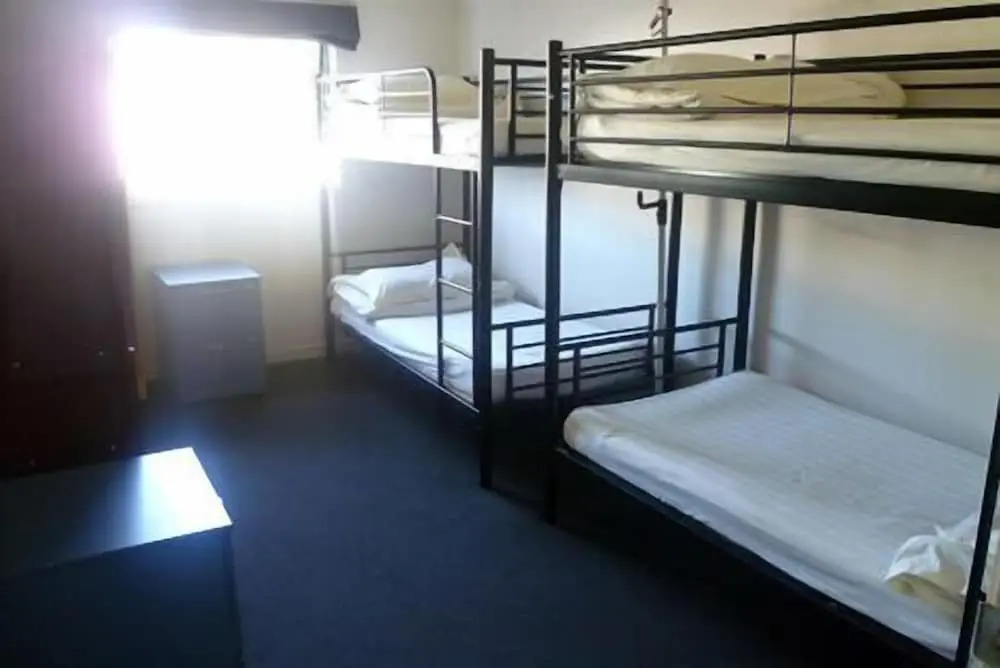 K Road City Travellers Hostel