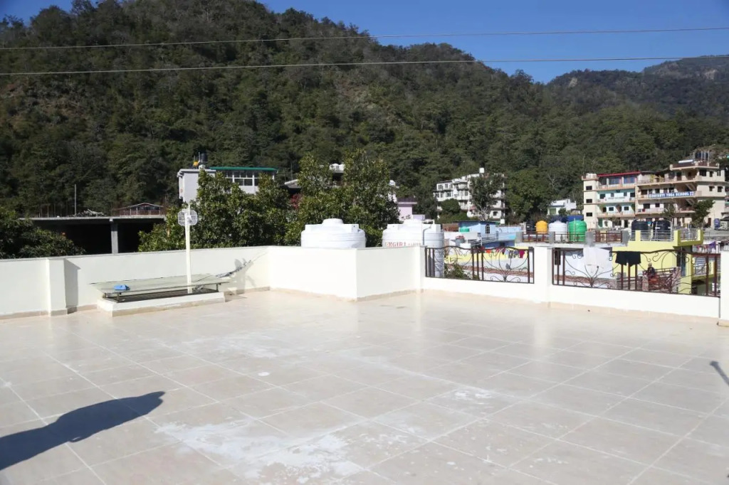 Hotel Yog Tapovan