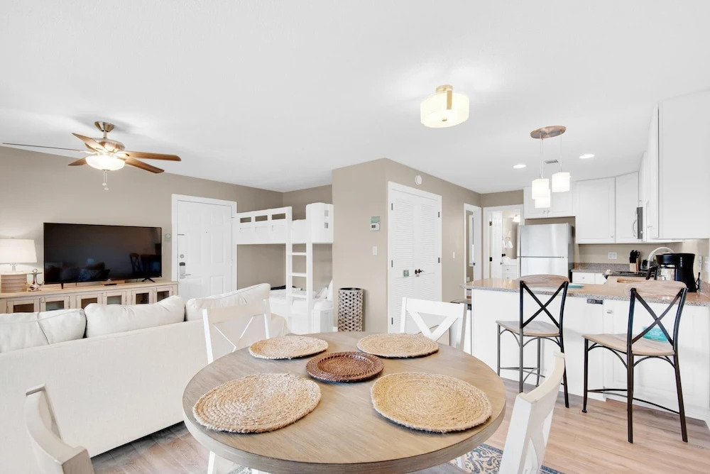 Beachwood Villas 6D- Beach Time Oasis