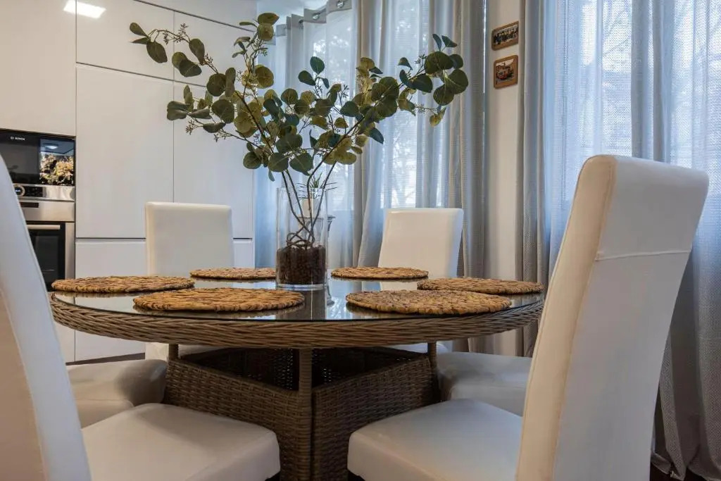 Touch of Class 2BDR Apartment by LovelyStay