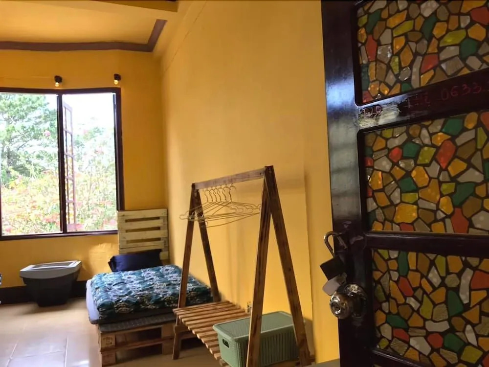 Mars House Homestay