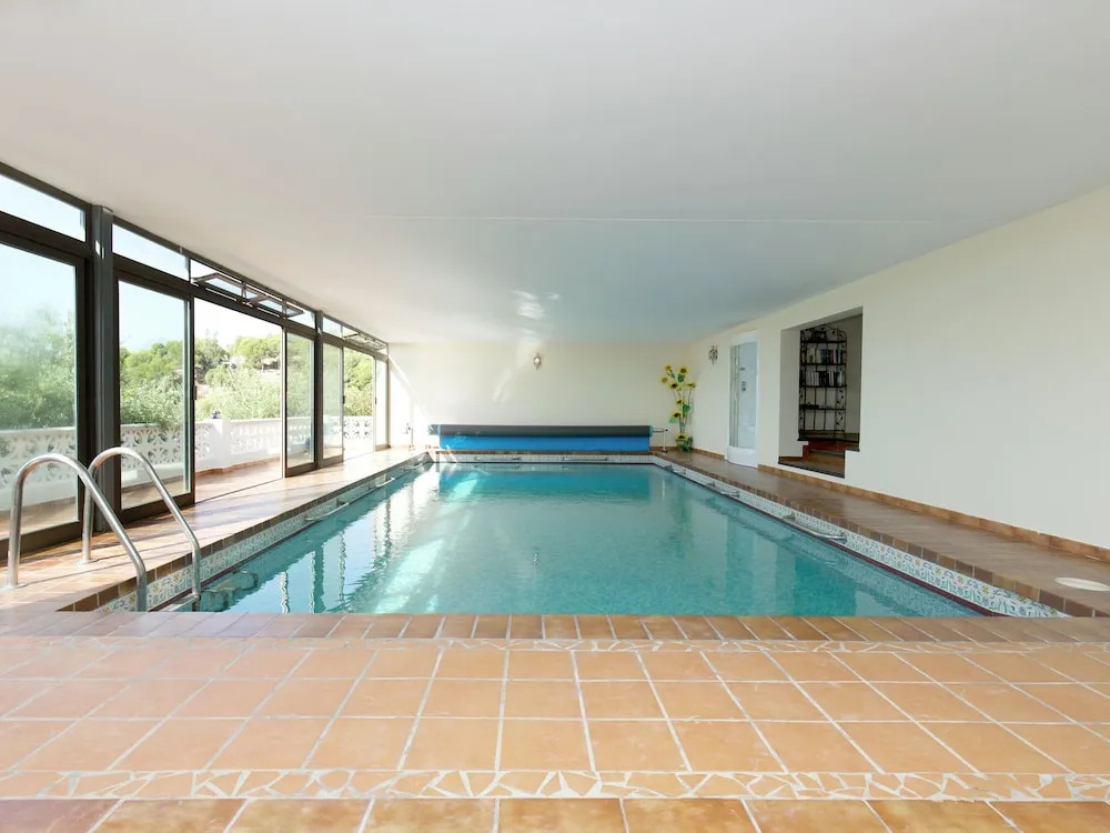 Spacious Detached Villa on the Costa Blanca With Heated Pool and Beautiful View