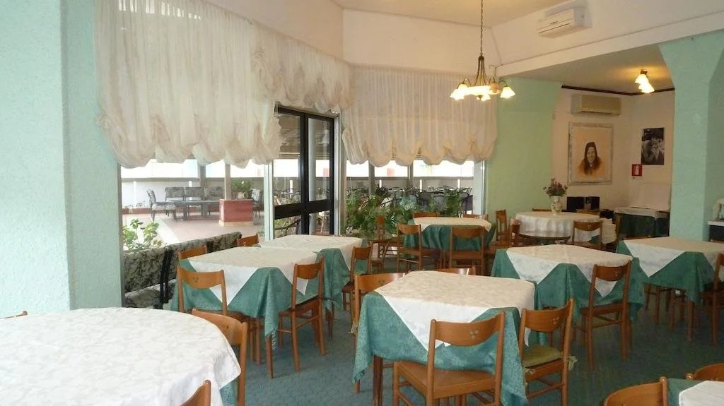 Hotel Zeus