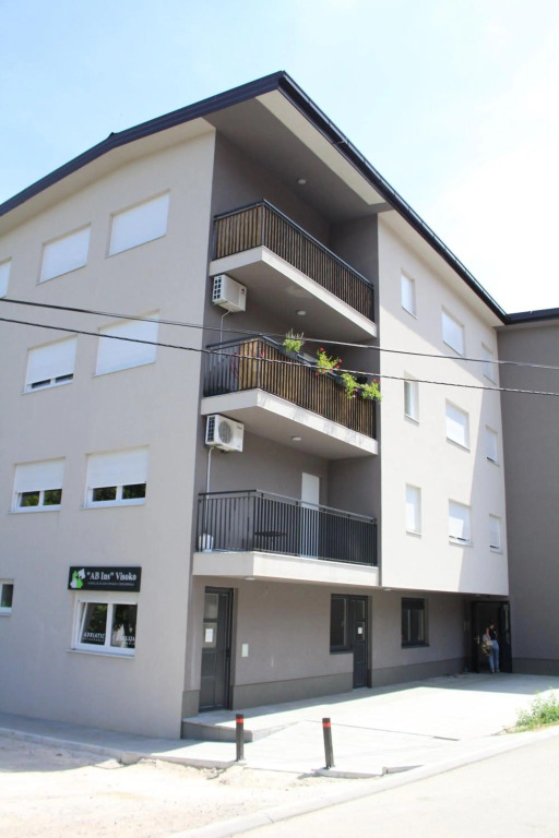 VIP 2 Apartment