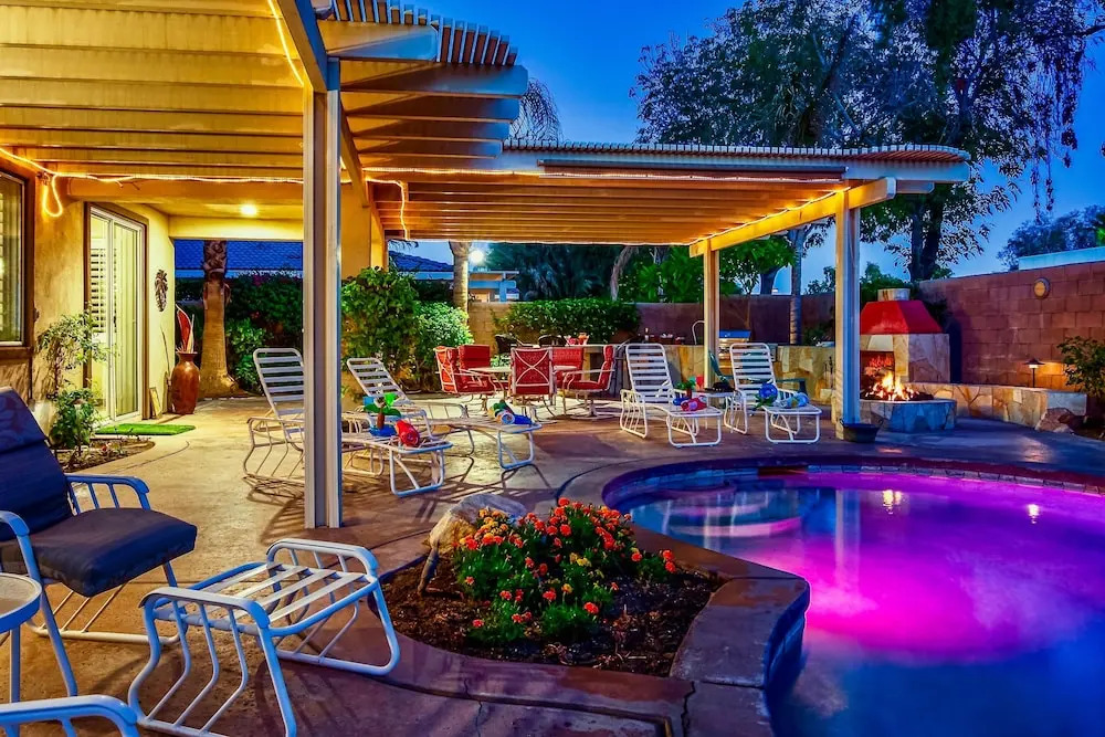 Gemini of the Desert Five Bedroom House