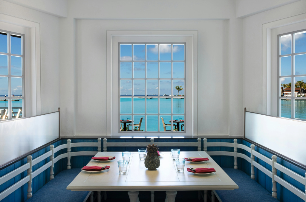 SAii Lagoon Maldives, Curio Collection By Hilton